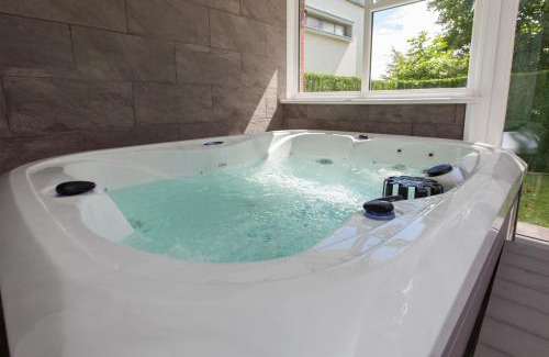 Prestonfield House | Edinburgh's perfect home-away-from-home