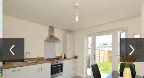 Blackburn Villa | Edinburgh upper villa end terrace
