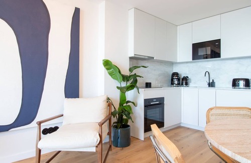 Foz do Douro Apartment | EDiTiON 309 Penthouse w/Plunge Pool by LovelyStay