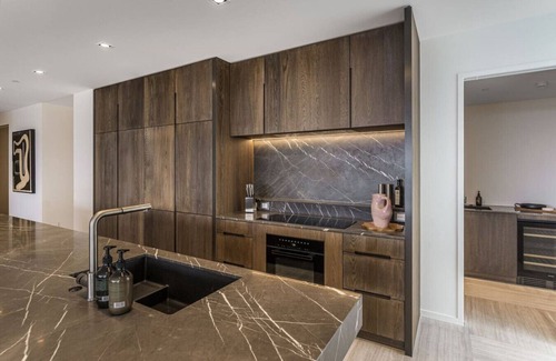 Parnell Apartment | Edition Penthouse | Breathtaking Views | 6 Carpark