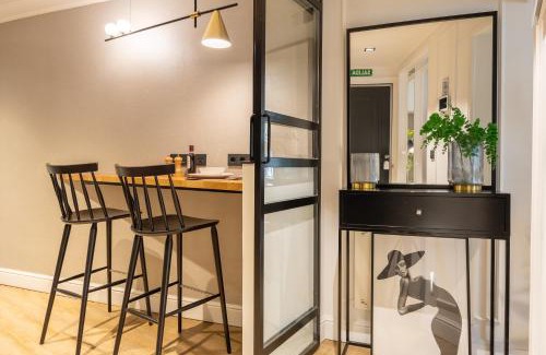 Sol Apartment | Edmond Vibes Puerta del Sol Suites