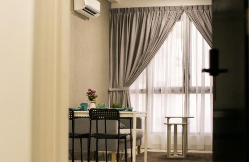 Gelang Patah Apartment | Educity, Modern suite@Econest