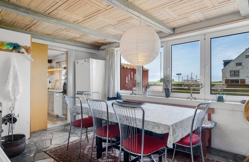 Krik House | "Edvardsine" - 20m to the fjord by Interhome