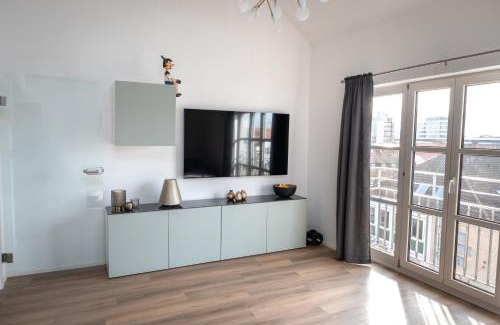 Mitte Apartment | EICH-Penthouse, zentral am Stadtwald mit Ausblick über die Stadt, 24h self check-in, Netflix, DisneyPlus