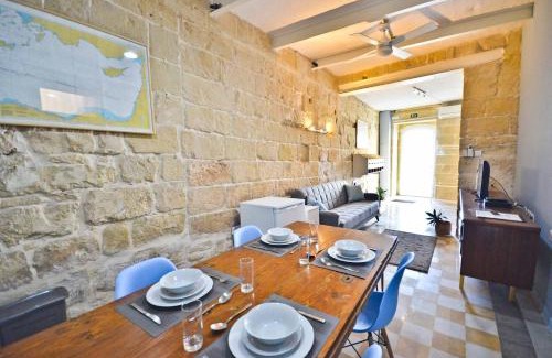 Birgu House | Eight Point Living BR6