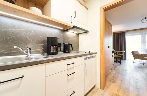 Riedenburg Apartment | Ein-raum-appartement mit Frühstück und Balkon
