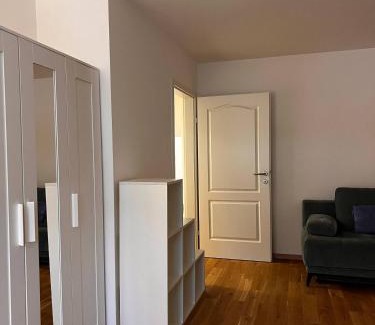 Klosterneuburg Apartment | Einzigartige Altbauwohnung mitten in der City