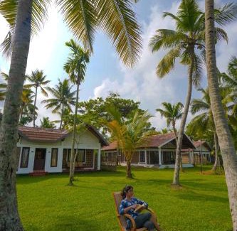 Vaikom Bed & Breakfast | Ekantha Ala