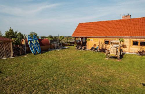 Jedwabno House | Eko dom bliźniak z Bala Brajniki