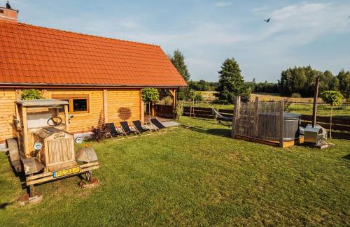 Jedwabno House | Eko dom bliźniak z Bala Brajniki