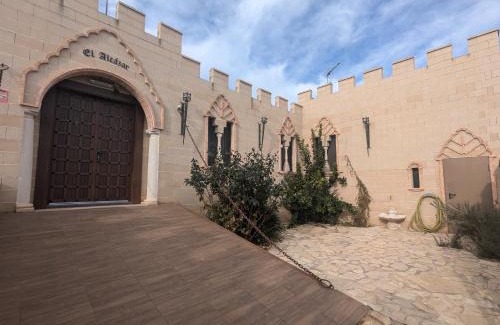 El Robledo Villa | El Alcázar