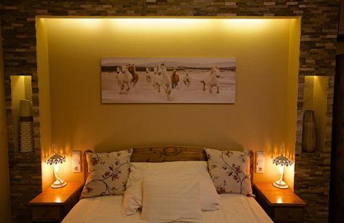 Izsak Resort | El Bronco Working Ranch