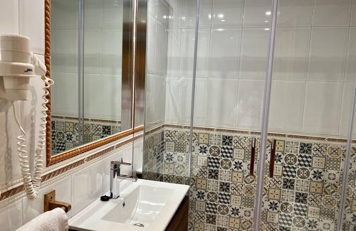 Burunchel Hotel | El Curro Hotel Rural