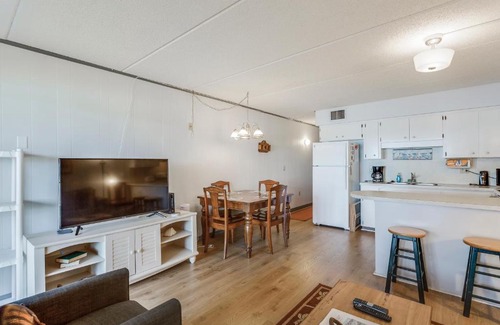 Englewood House | El Galeon