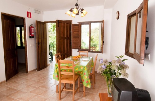 Algarinejo Apartment | El Granero at Molino la Ratonera, a riverside location by a restored watermill.