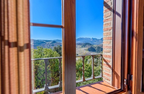 Montecorto Villa | El Manantial de Montecorto by Ruralidays