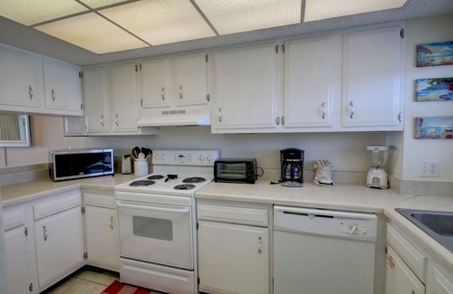 Fort Walton Beach Condo | El Matador 351 - FREE TICKETS! Your stay includes free tickets to many area attractions!