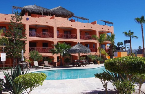 Benito Juarez House | El Pueblo 2 BR 2C Upper by Casago