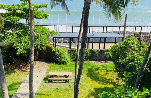 La Libertad House | El Tunco Beachfront Sirfcity Spot