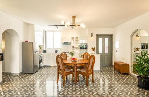 Nerul Apartment | El Volar 2BHK Luxury Apartments 10 Minutes from Candolim Beach with Big common Pool, Fully Equipped Kitchen, 24x7 Security, Wifi