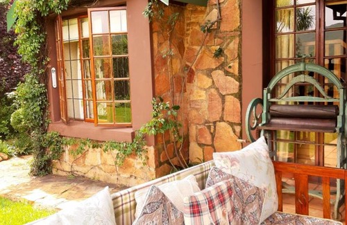 Emakhazeni House | Elands Valley Guest Farm