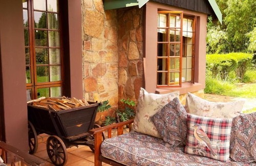 Emakhazeni House | Elands Valley Guest Farm