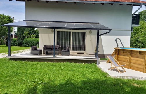 Donja Stubica House | Elbe Holiday in Croatia. cozy house with pool and piano
