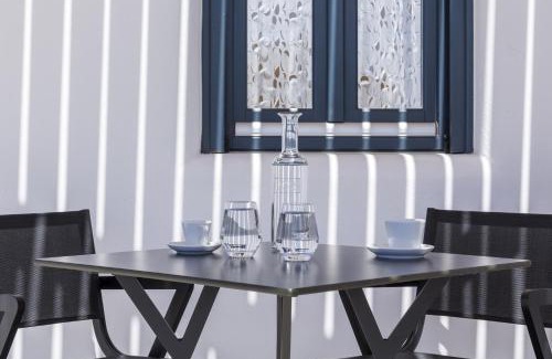 Oia Resort | Elea Resort - Adults Only
