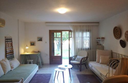 Melissopetra Apartment | Electra Apartment in Epidaurus