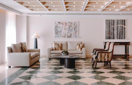 Plaka Hotel | Electra Palace Athens