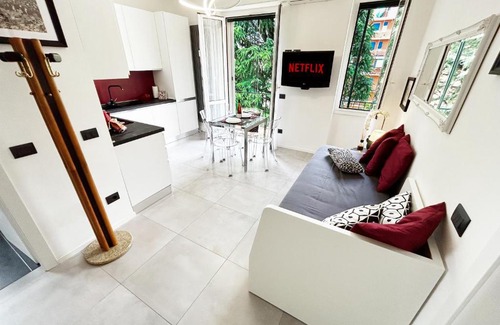 Rottole Apartment | [Elegance and tranquility at 10min from the centre!]