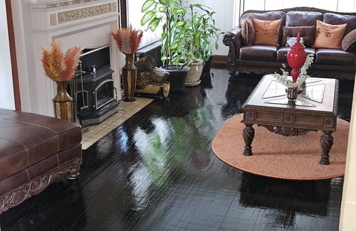 Detroit House | Elegance in a Historical Neighborhood