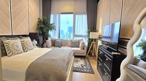 Pudu Apartment | Elegance Jr Suite with KLCC view & Gorgeous Pool