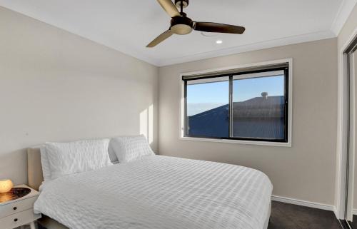 Banksia Beach House | Elegance on Callisia