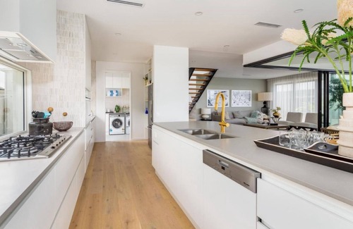 Woorim House | ELEGANCE ON ELANUS, TOP NOTCH