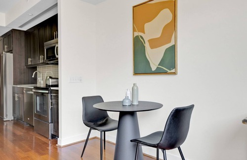 Columbia Heights Apartment | Elegant 14th St 1BR w/Gym, W/D & Lounge, walk to Metro, by Blueground