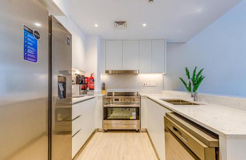 Umm Suqeim 3 Apartment | Elegant 2 Bedroom Apartment - Jadeel 2, Madinat Jumeirah - Allsopp & Allsopp