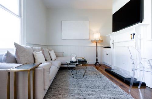 Invermay House | Elegant 2-Bedroom Home with Curated Decor & Outdoor Entertaining