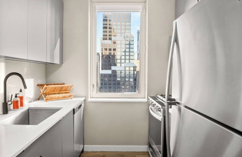 Central New York City Apartment | Elegant 2bed 2bath apt