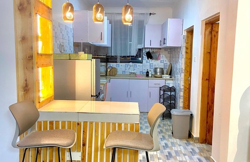 Kwale Cottage | Elegant 2BR Cottage | Diani,3 mins to the airport, 6 mins to the beach!