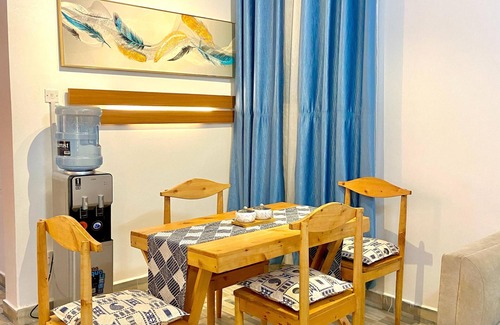 Kwale Cottage | Elegant 2BR Cottage | Diani,3 mins to the airport, 6 mins to the beach!