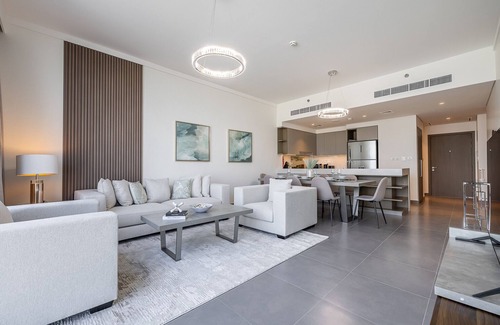 Dubai Apartment | Elegant 3-Bedroom Apartment with Maid’s Room in Creek Gate – Dubai Creek Harbour