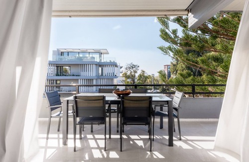 Glyfada Apartment | Elegant 3 dbrm apt iin the Heart of Glyfada