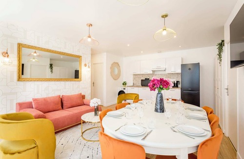 Grenelle Apartment | Elegant 5-Bedroom Parisian Retreat Steps from the Eiffel Tower