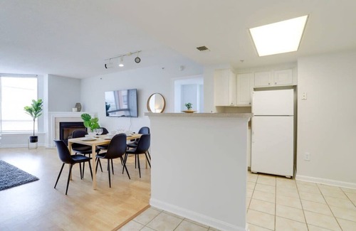 Ballston Apartment | Elegant and Charming Apt in Ballston with Gym