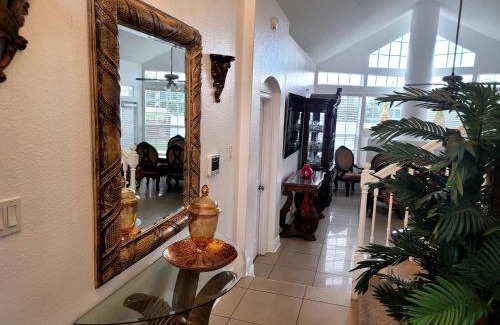 Fairvilla House | Elegant and Comfortable, nice house