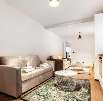 Quartier de Javel House | Elegant Apartment - 2BD - 8P - Eiffel Tower