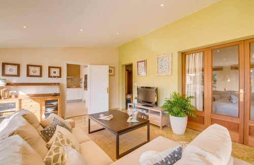 Binissalem Apartment | Elegant Apartment in Binissalem