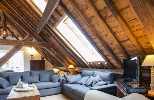 Houyet Apartment | Elegant Apartment in Houyet with Terrace