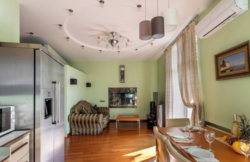 Minsk City Centre Apartment | Elegant apartment in the city center
